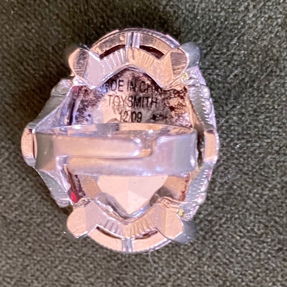 Ring - Picture 3 of 5